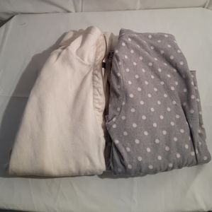 2 Medium women's sweater tops